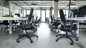 A Complete Guide to Hot Desking: Benefits, Challenges & Best Practices 1 Hot desking vs hoteling