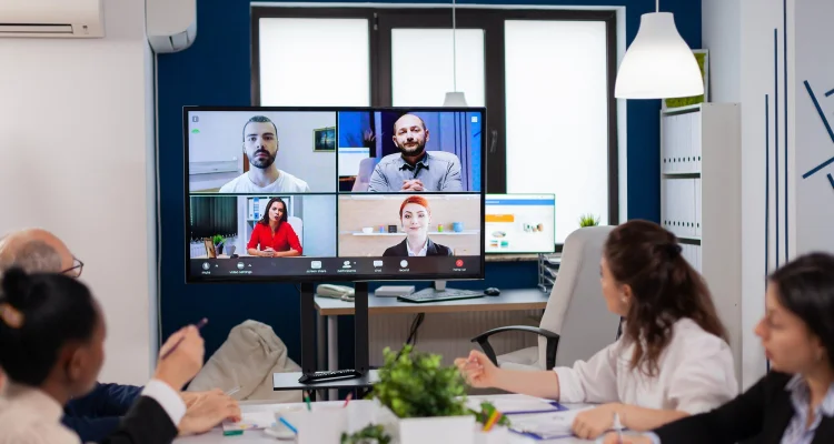 Hybrid workplace