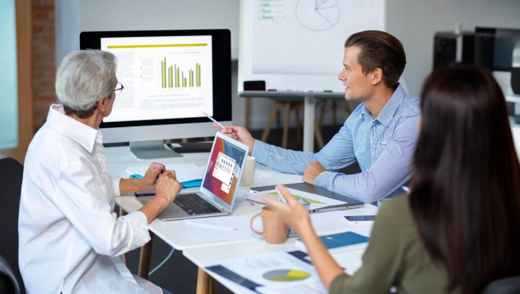 Workplace Analytics 101: Everything You Need to Know 8 Workplace Analytics