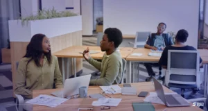 Desk Sharing Etiquette: 10 Rules for a Productive Workplace 4 Challenges & Solutions In Desk Sharing